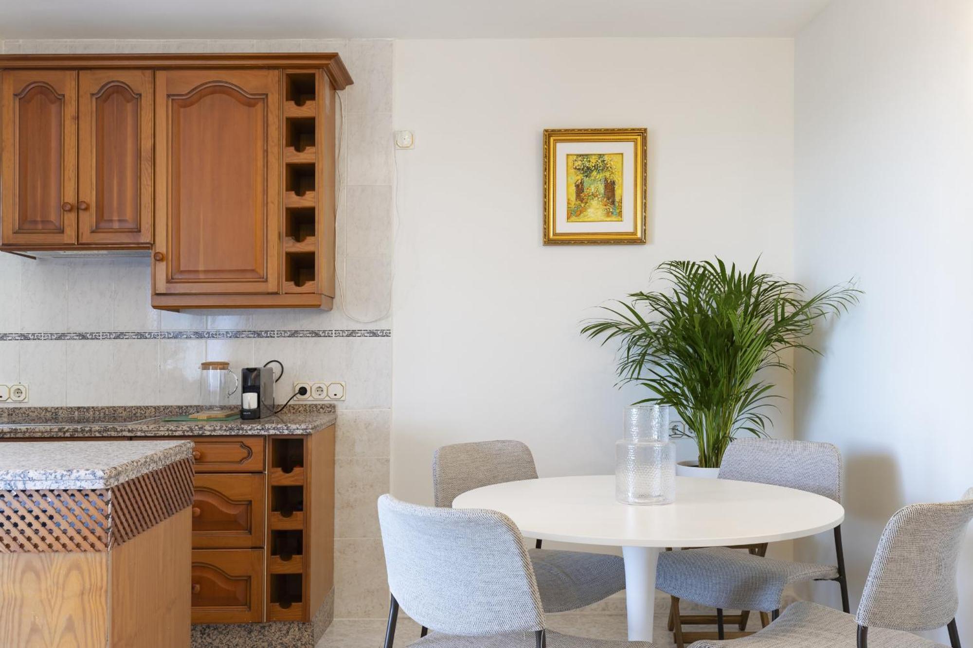 Beachfront Apartment With Terrace And Seaviews Fuengirola Exterior foto